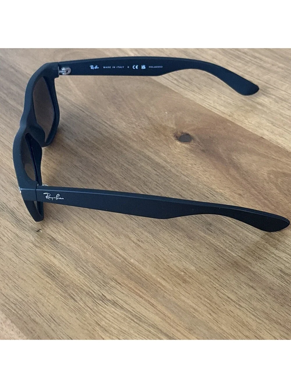 Ray-Ban RB2132 New Wayfarer Sunglasses w/ Case